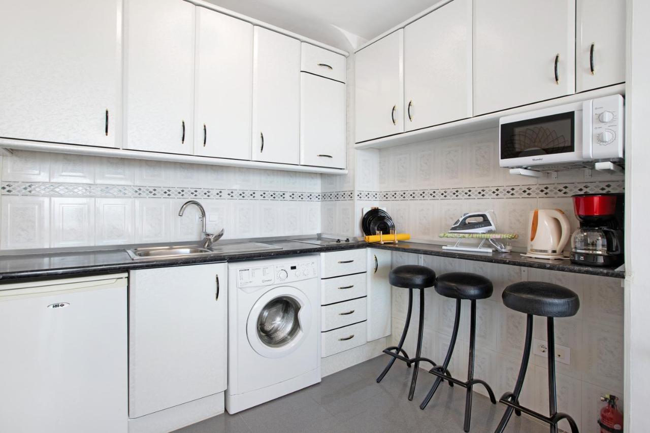 Bulto Carihuela B Apartment Torremolinos Exterior photo